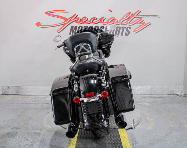 2017 Harley-Davidson Road Glide Special