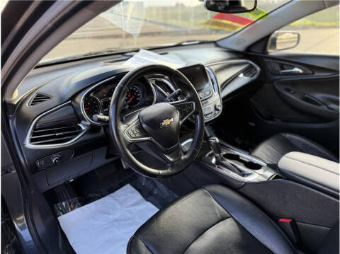 2017 Chevrolet Malibu LT