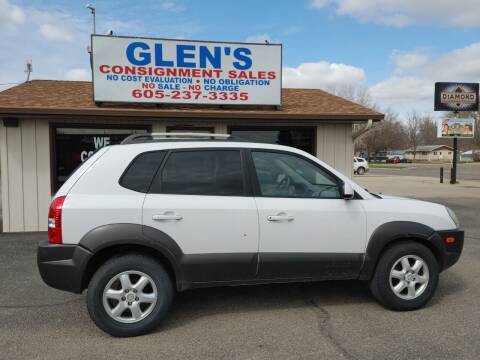 2005 Hyundai Tucson for sale at Glen's Auto Sales in Watertown SD