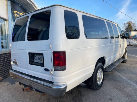 2007 Ford E-Series E-350 SD XLT