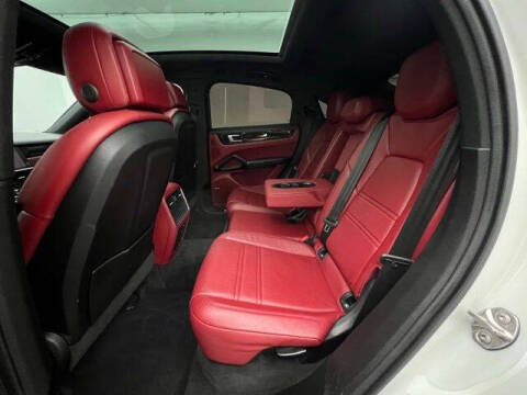 2021 Porsche Cayenne S Coupe