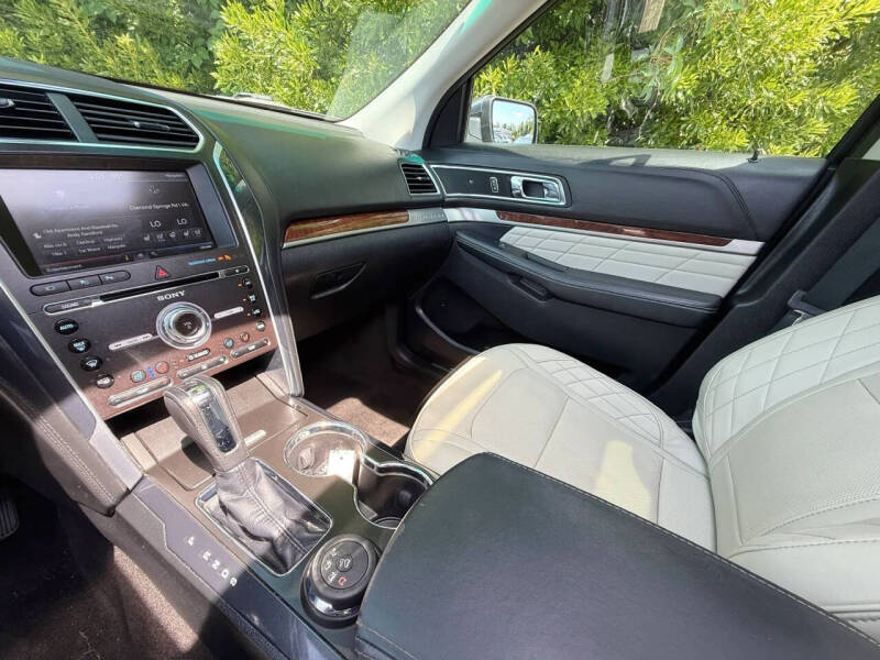 2016 Ford Explorer Platinum