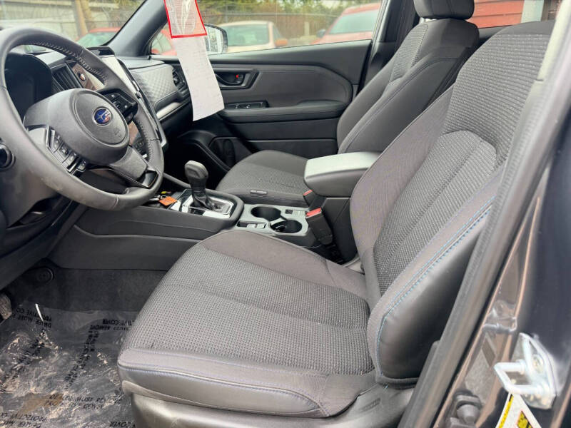 2025 Subaru Forester Premium