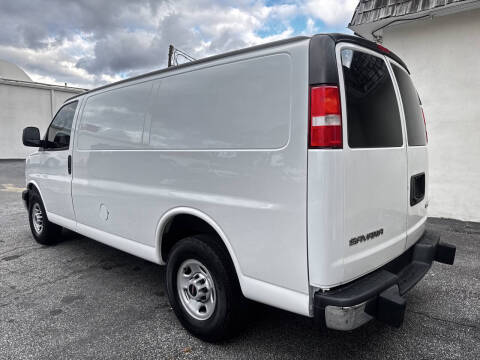 2019 GMC Savana 2500