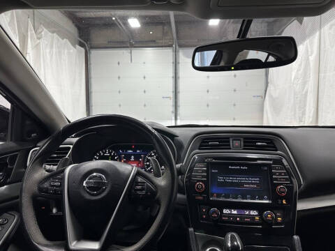 2017 Nissan Maxima 3.5 SR