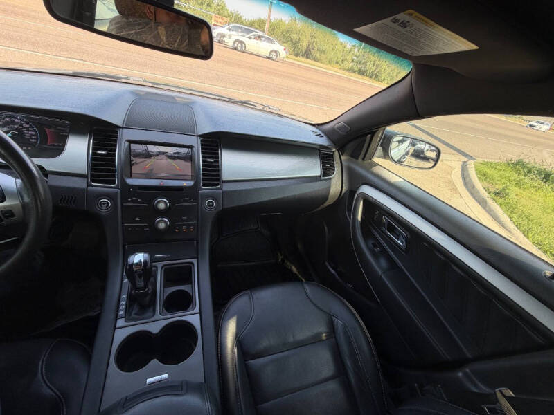 2018 Ford Taurus SEL