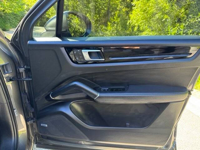 2023 Porsche Cayenne