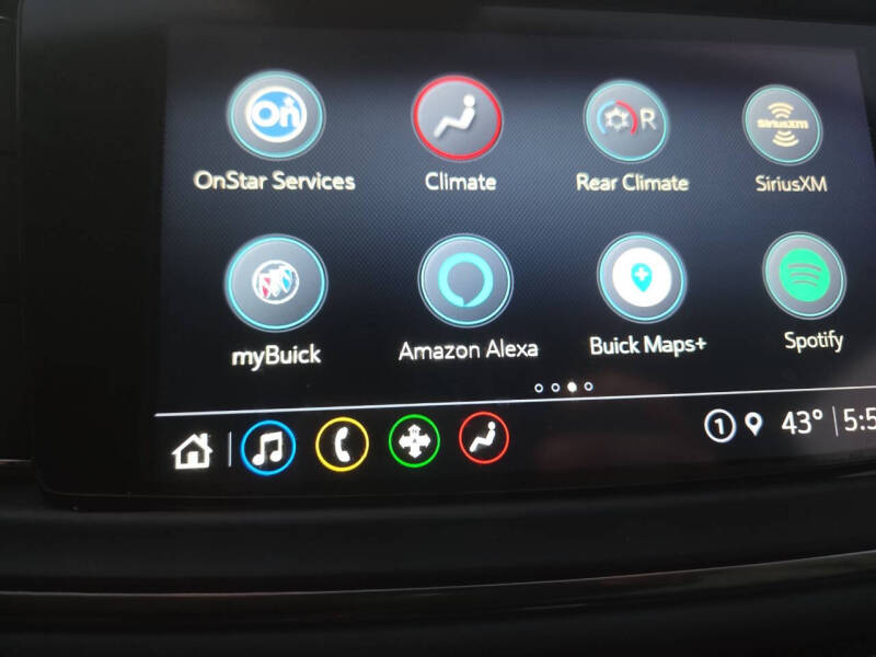 2022 Buick Enclave Essence