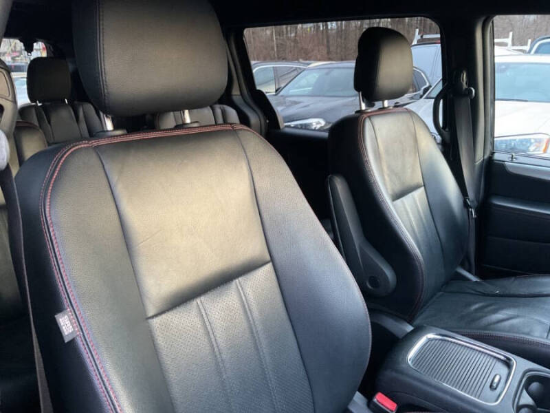 2016 Dodge Grand Caravan R/T