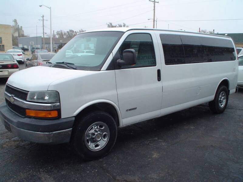 2004 Chevrolet Express Passenger for sale at World of Wheels Autoplex in Hays KS