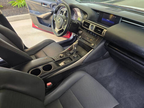 2015 Lexus IS 250