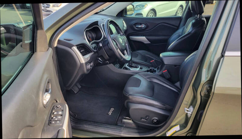 2018 Jeep Cherokee Latitude Plus