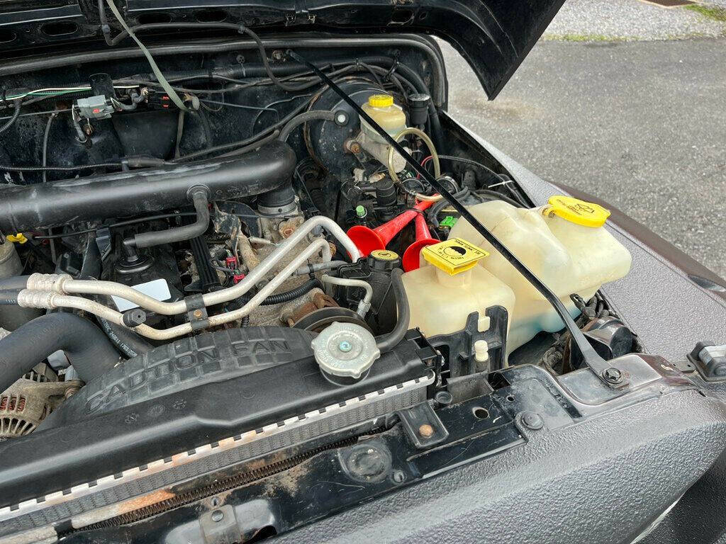 2004 Jeep Wrangler 44
