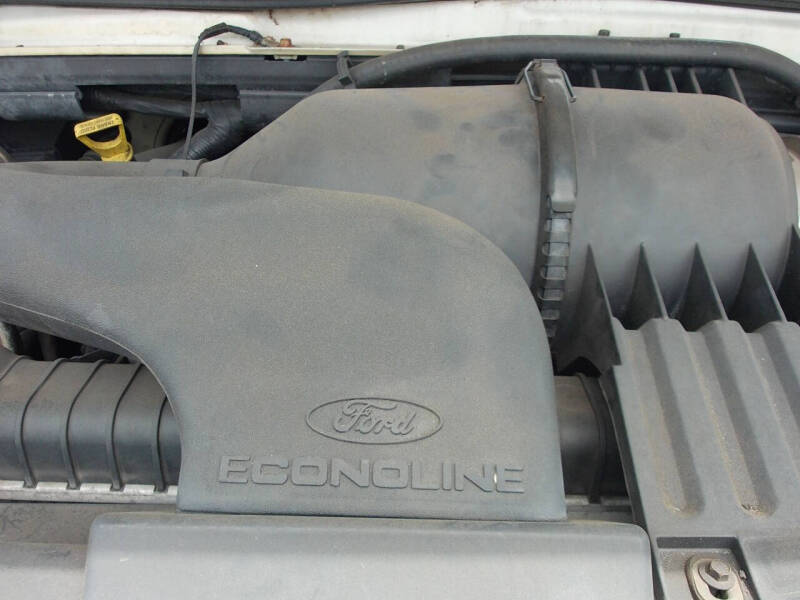 2003 Ford E-Series E-250