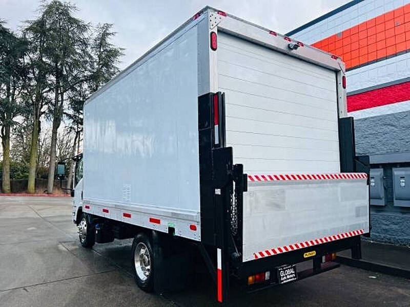 2015 Isuzu NPR DSL REG AT