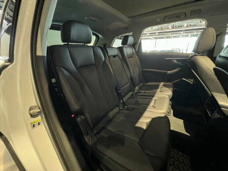 2023 Audi Q7 quattro Prestige 55 TFSI