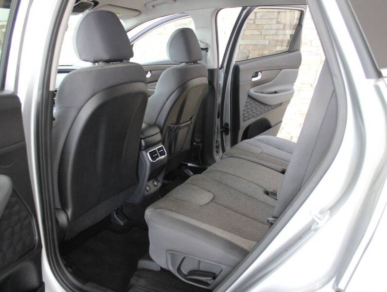 2023 Hyundai Santa Fe SE