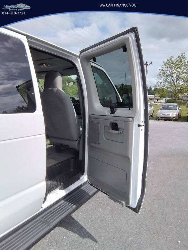 2011 Ford E-Series E-150