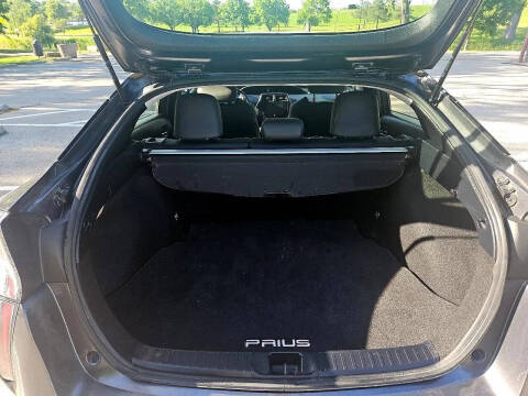 2016 Toyota Prius Three Touring