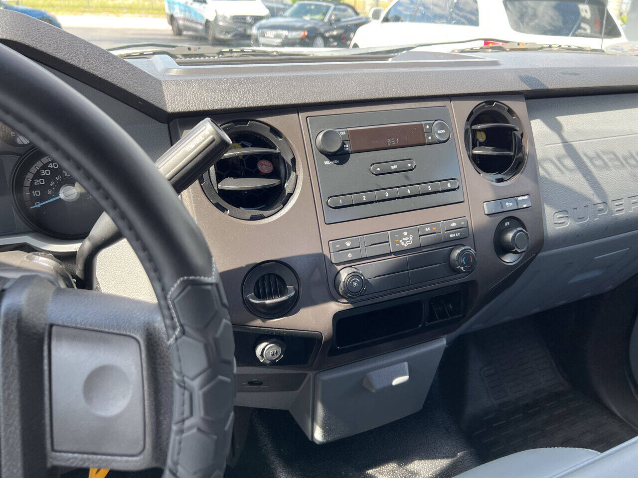 2016 Ford F-250 Super Duty  - $16,900