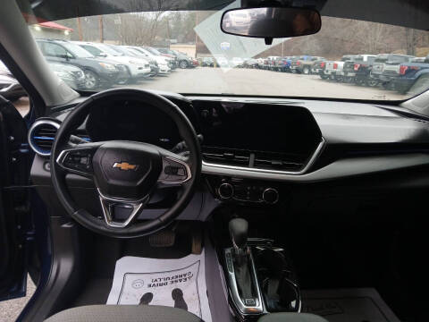 2024 Chevrolet Trax LT