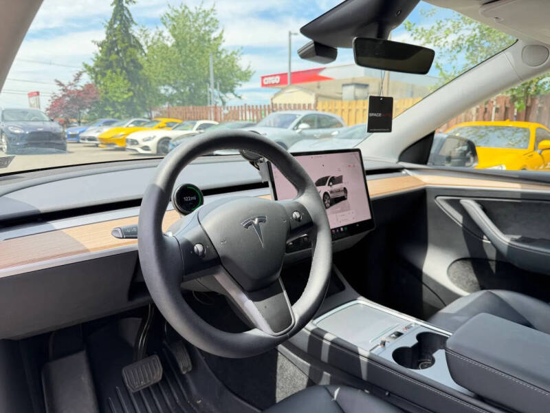 2023 Tesla Model Y