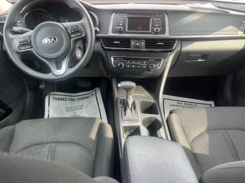 2017 Kia Optima LX