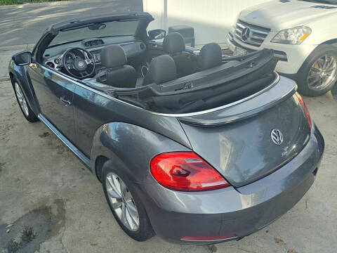 2013 Volkswagen Beetle Convertible