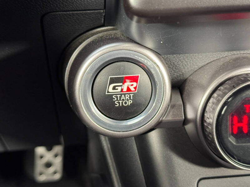 2024 Toyota GR86 Premium