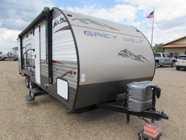 2015 CHEROKEE GREY WOLF