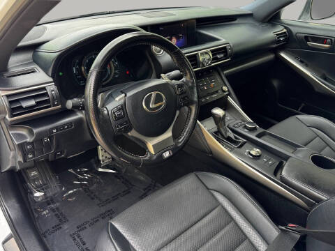 2018 Lexus IS 300