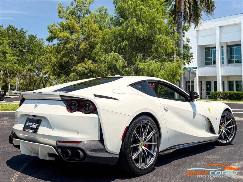 2019 Ferrari 812 Superfast