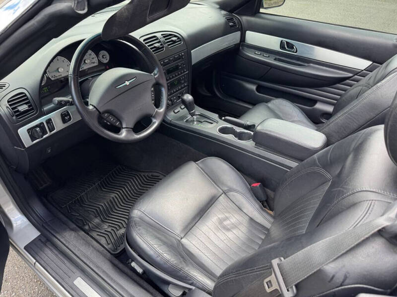 2004 Ford Thunderbird Deluxe