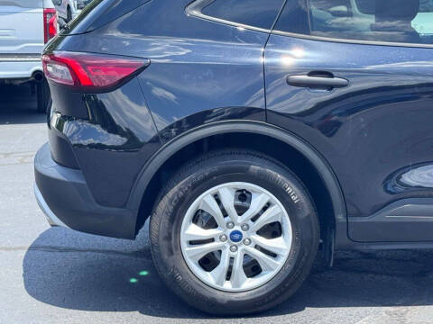 2024 Ford Escape