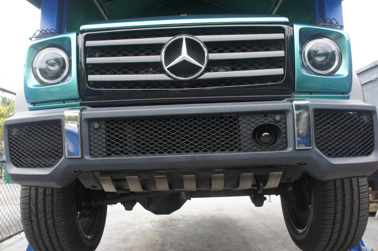 2004 Mercedes-Benz G-Class 39