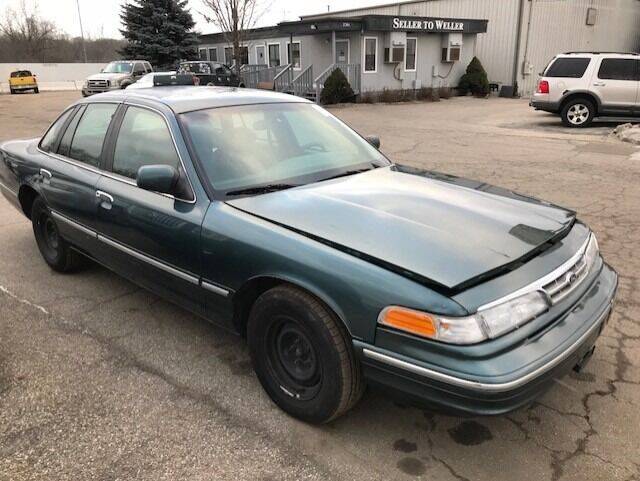 1996 Ford Crown Victoria for sale at WELLER BUDGET LOT in Grand Rapids MI