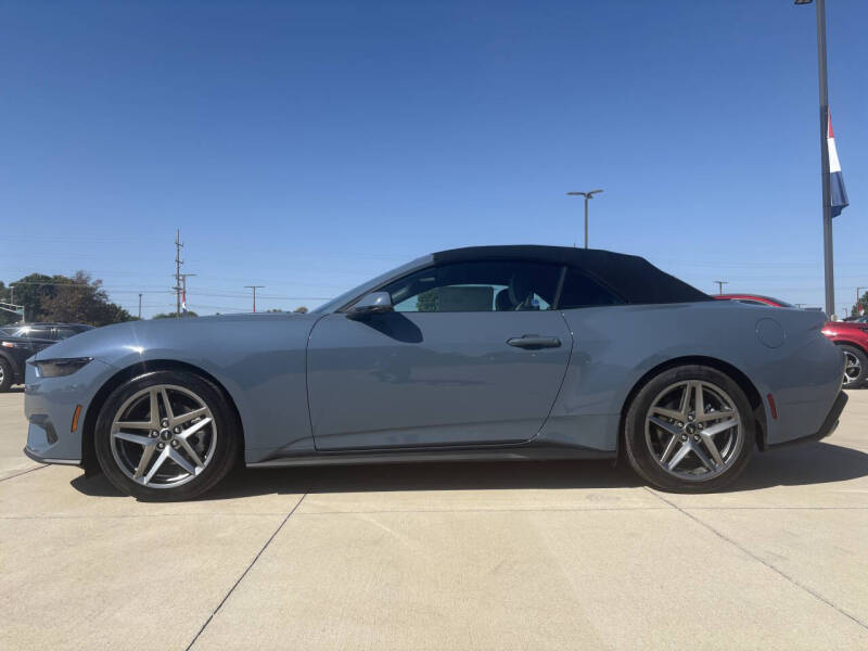 2025 Ford Mustang EcoBoost Premium