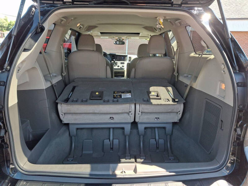 2019 Toyota Sienna XLE 7-Passenger