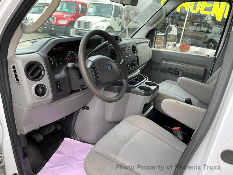 2017 Ford E-Series