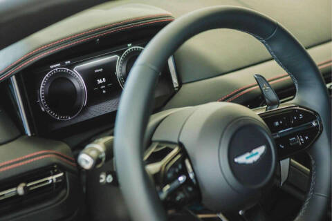 2025 Aston Martin DB12 V8