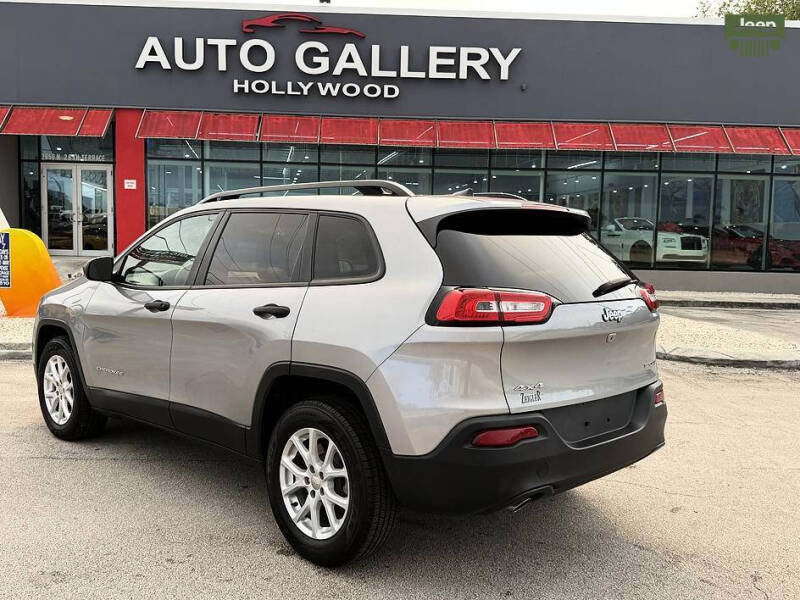 2016 Jeep Cherokee