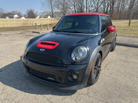 2012 MINI Cooper Hardtop for sale at KNE MOTORS INC in Columbus OH