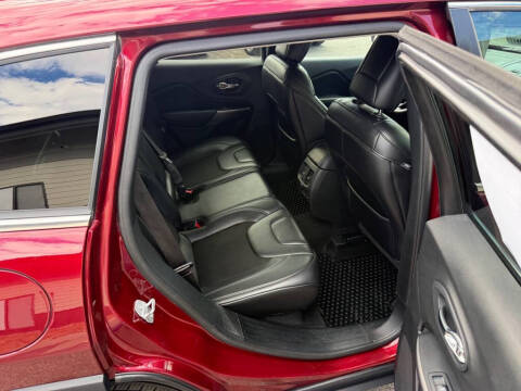 2019 Jeep Cherokee Latitude Plus