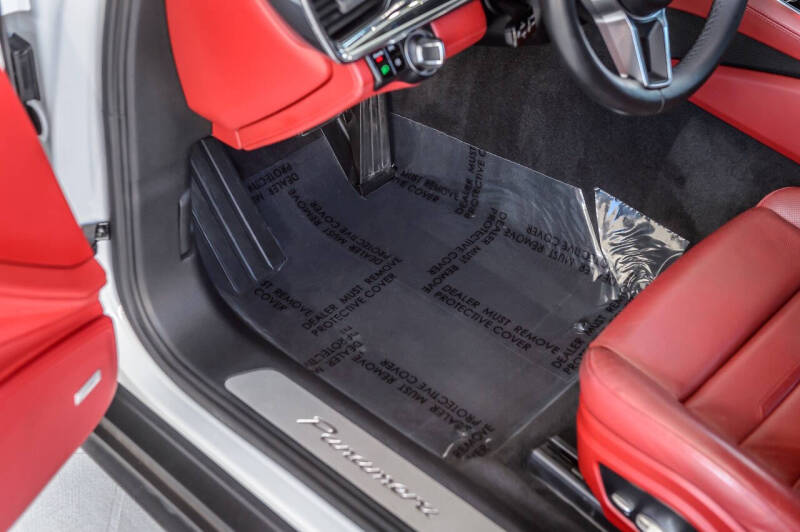 2020 Porsche Panamera