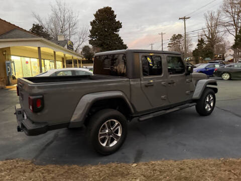 2020 Jeep Gladiator Sport