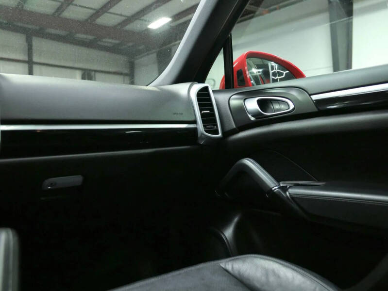 2018 Porsche Cayenne S