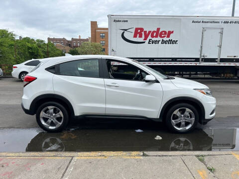 2022 Honda HR-V for sale at BLS AUTO SALES LLC in Bronx NY