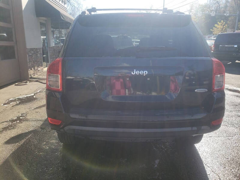 2011 Jeep Compass Sport