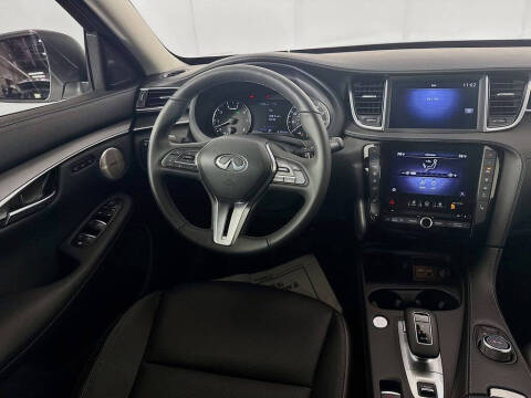 2025 Infiniti QX50 Luxe