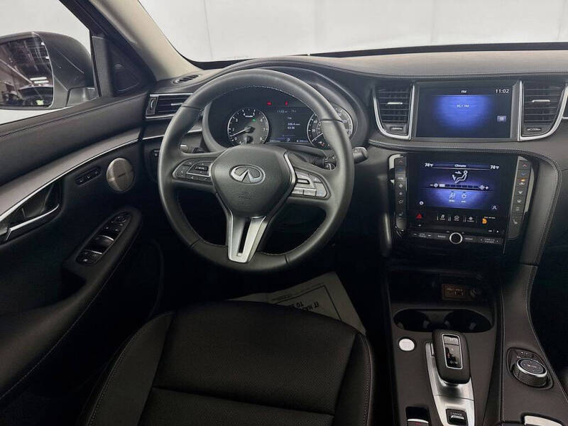 2025 Infiniti QX50 Luxe